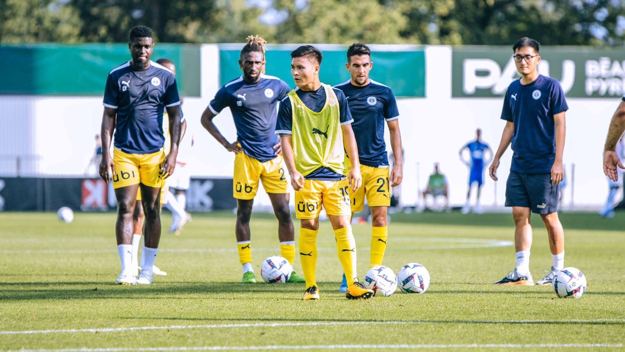 在成绩上并 在成绩上并