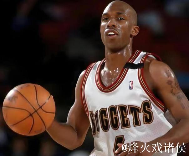 卡特比卢普斯正式进入名人堂 韦斯特第三次进