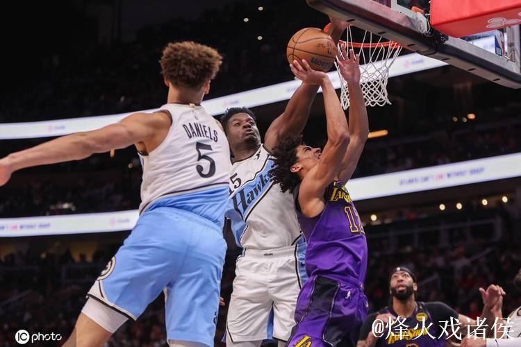 吹杨38+10老鹰险胜黄蜂 莺歌绝杀鹈鹕胜开拓者 吹杨38+10老鹰险胜黄蜂 莺歌绝杀鹈鹕胜开拓者